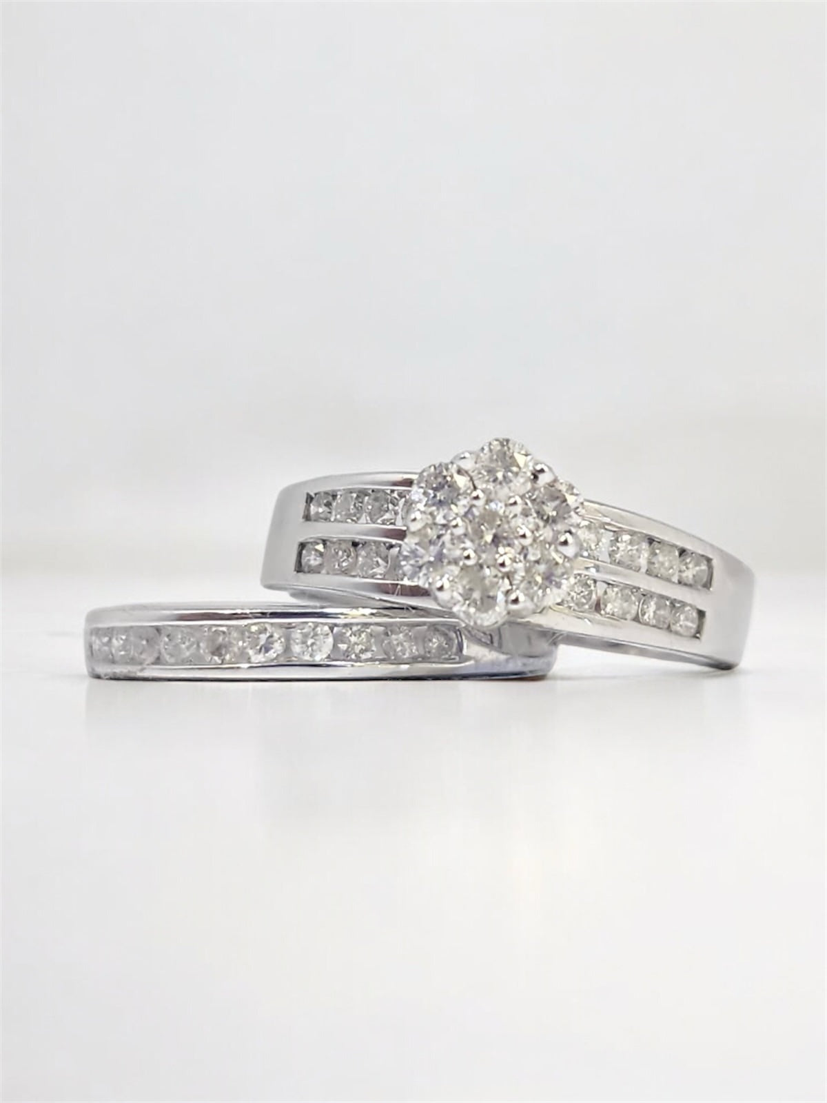 Diamond- Round Cut Bridal Set image 0
