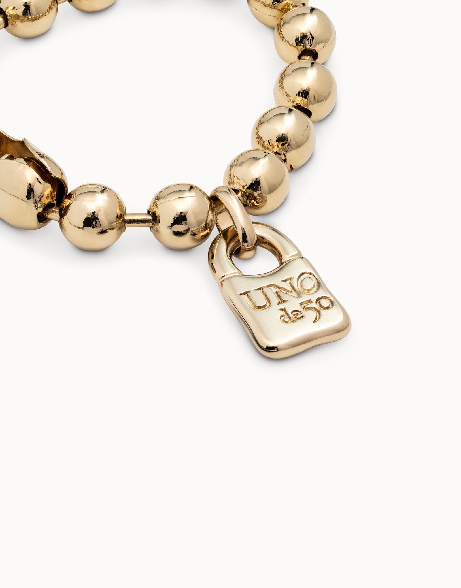 UNO DE 5O- Copito de Nieve Gold Bracelet image 1