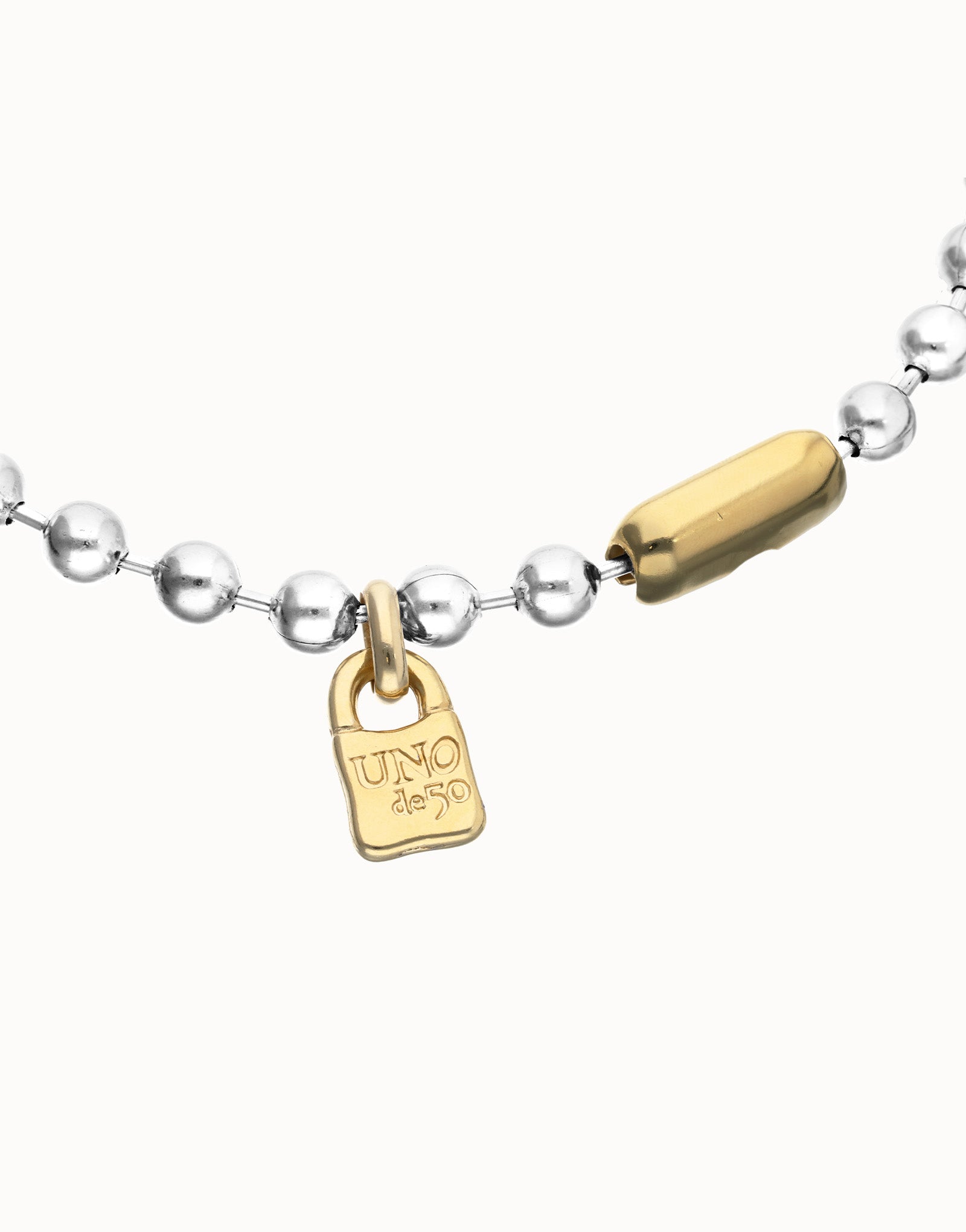 UNO DE 50 “Pálpito Collection”- Copito de Nieve- Two Tones Necklace