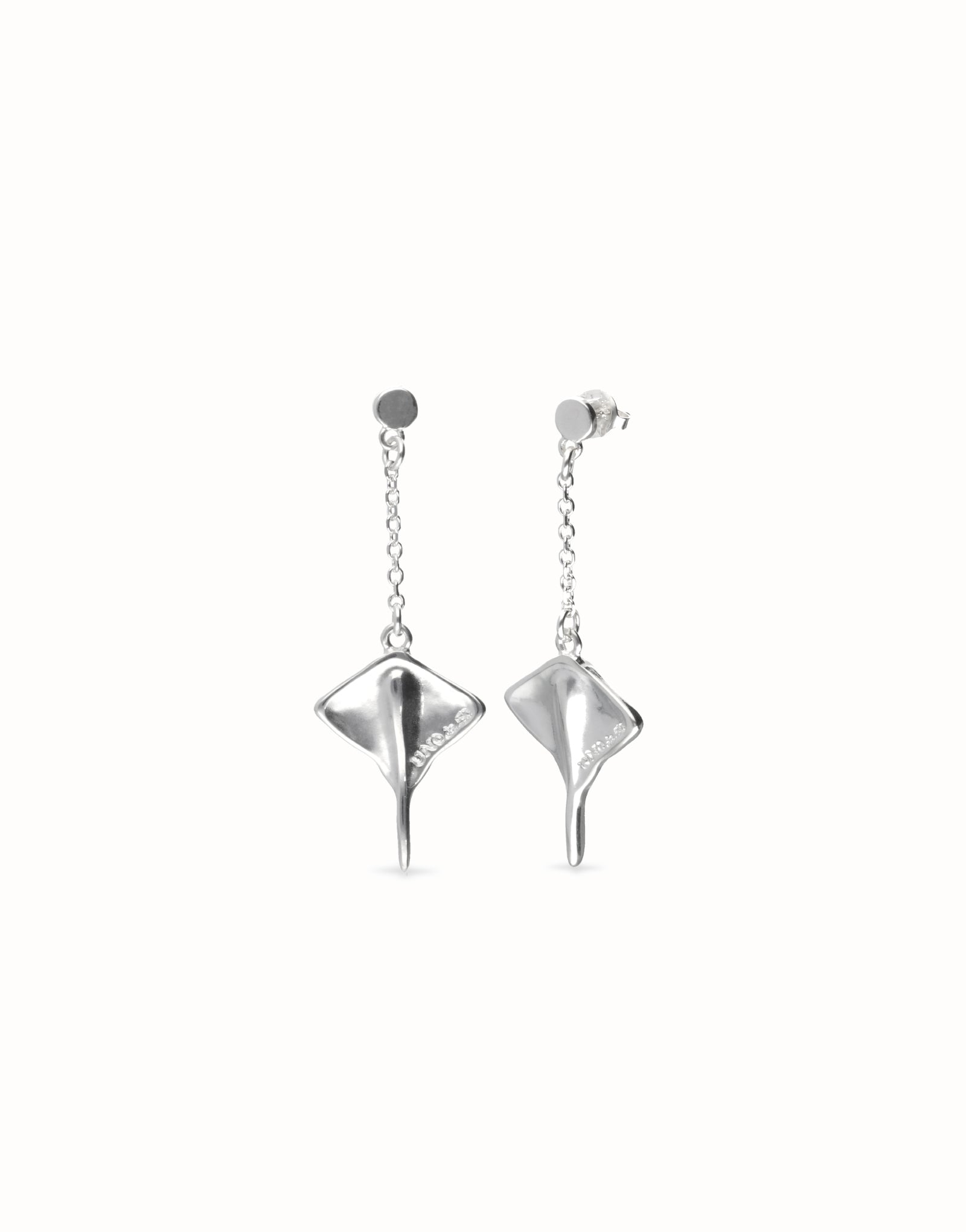 UNO DE 50- Manta ray-shaped drop earrings