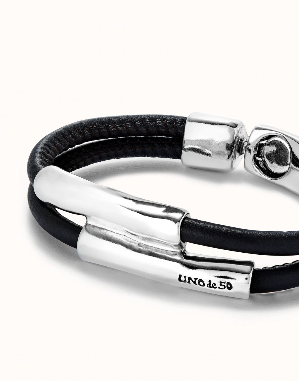 UNO DE 50- Double strand lether bracelet with two tubes